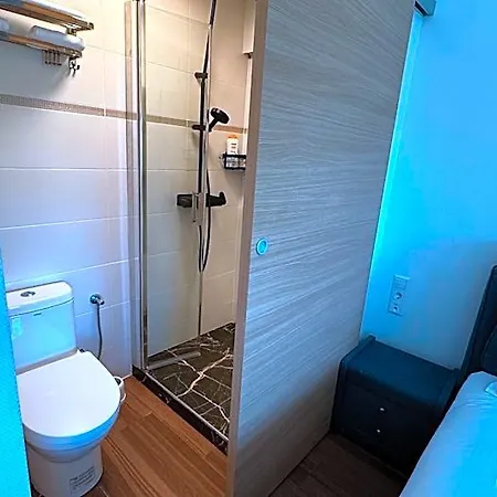 Whiteswan Отель Канач